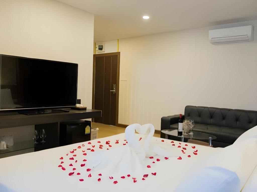 Hotel The Y Boutique 3*